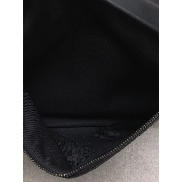 Louis Vuitton Discovery Monogram Eclipse Bum Bag - Picture 7 of 7